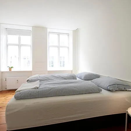 Comfortable With Great Central Location Near Norreport Transport Hub Apartmán